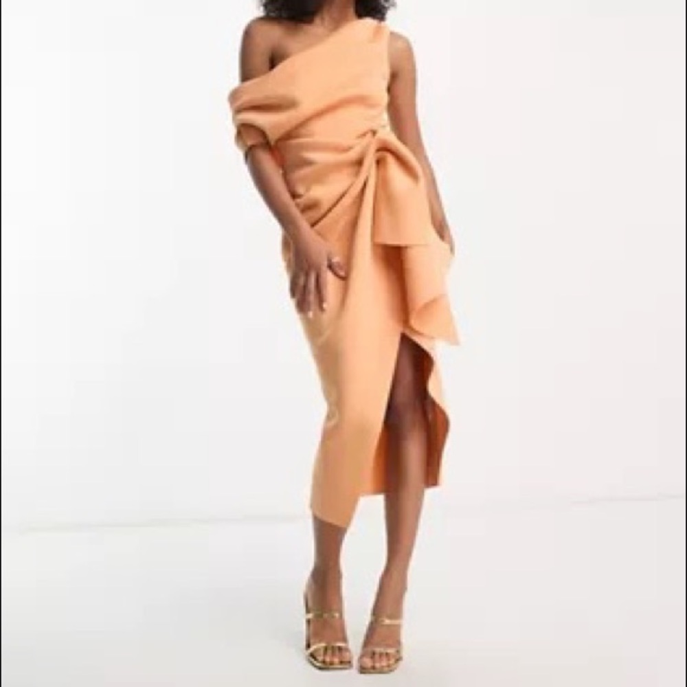 ASOS Design Coral Formal Dress SZ 4